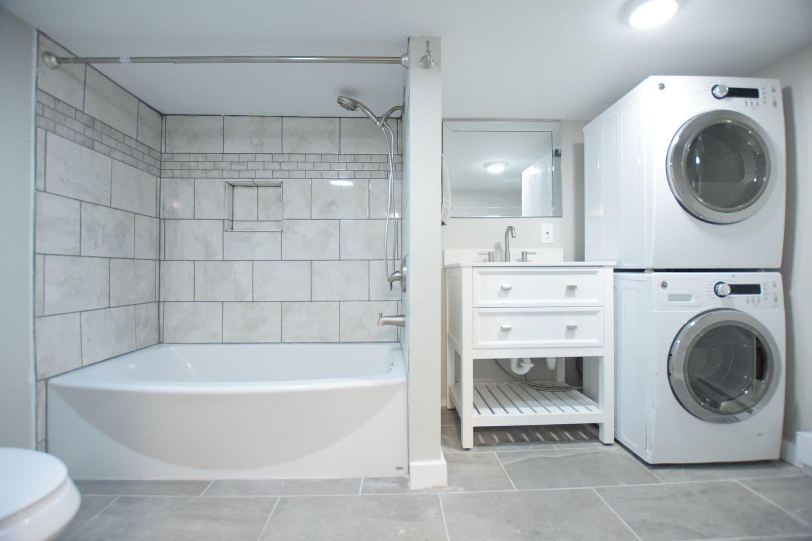 Ithaca Apartment: 1002 N. Aurora St.