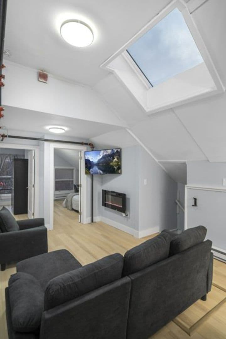 Ithaca Apartment: 504 Stewart Ave
