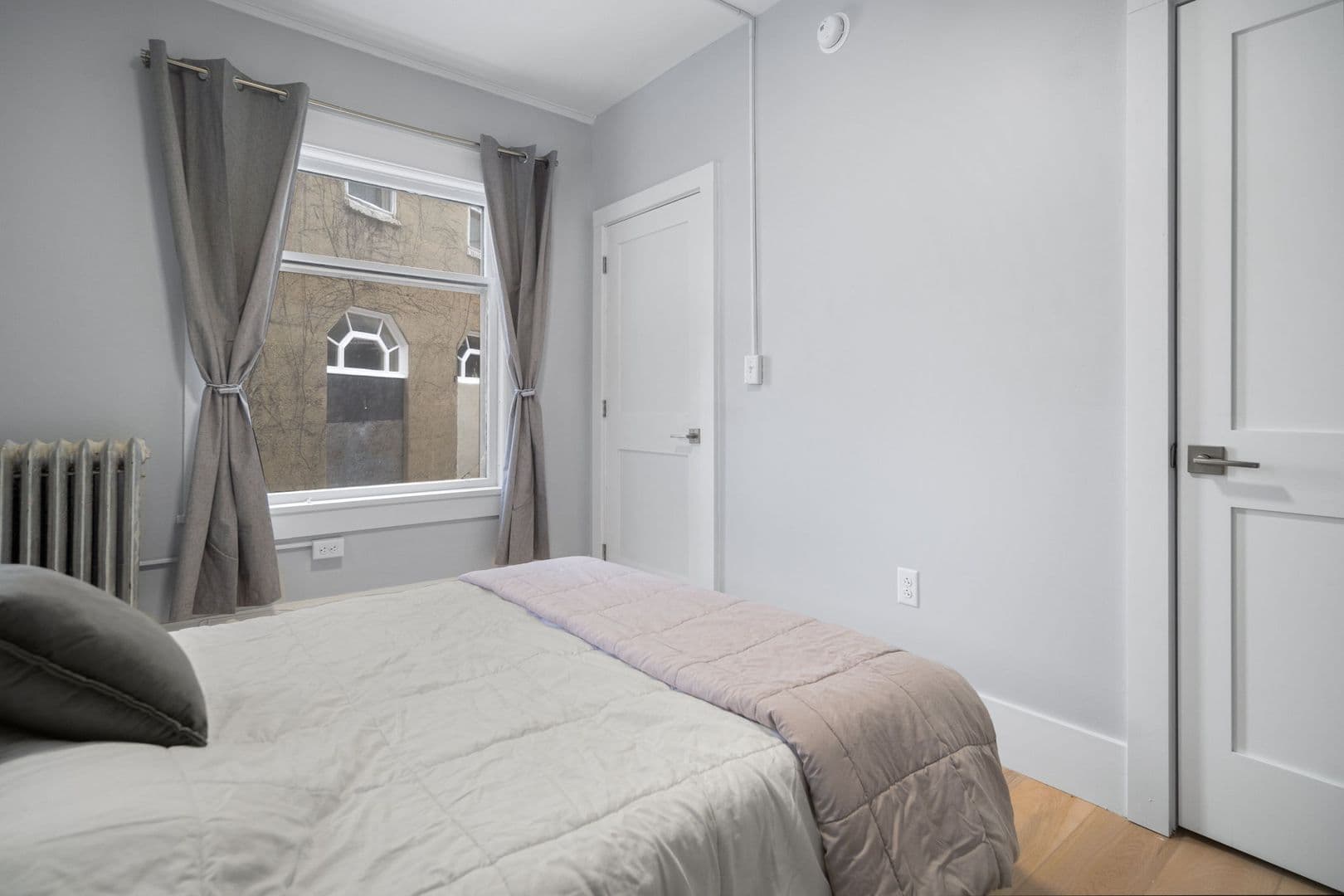 Ithaca Apartment: 104 Harvard Pl