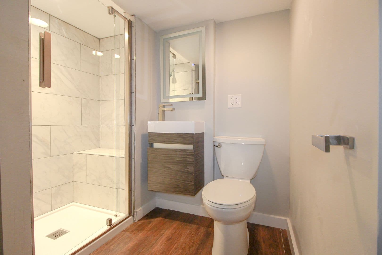 Ithaca Apartment: 230 Bryant Ave