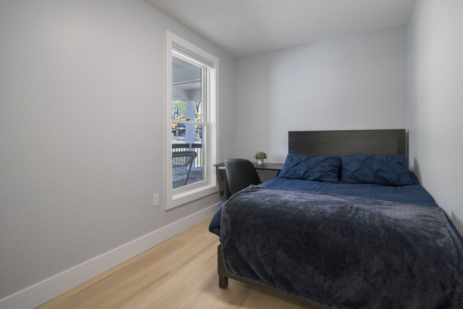 Ithaca Apartment: 601 E State St