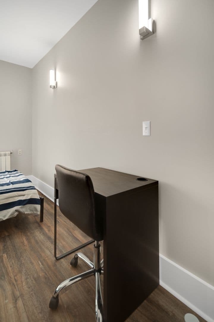 Ithaca Apartment: 1005 - 1007 N Aurora St