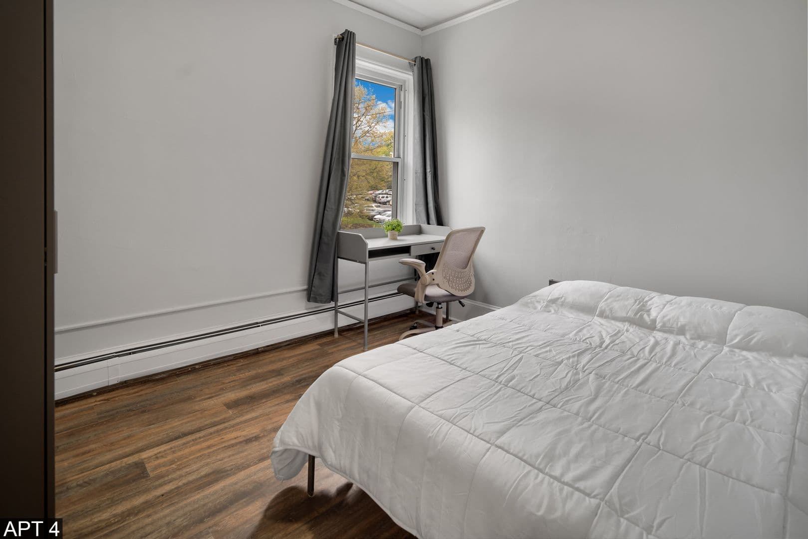 Ithaca Apartment: 308 Stewart Ave