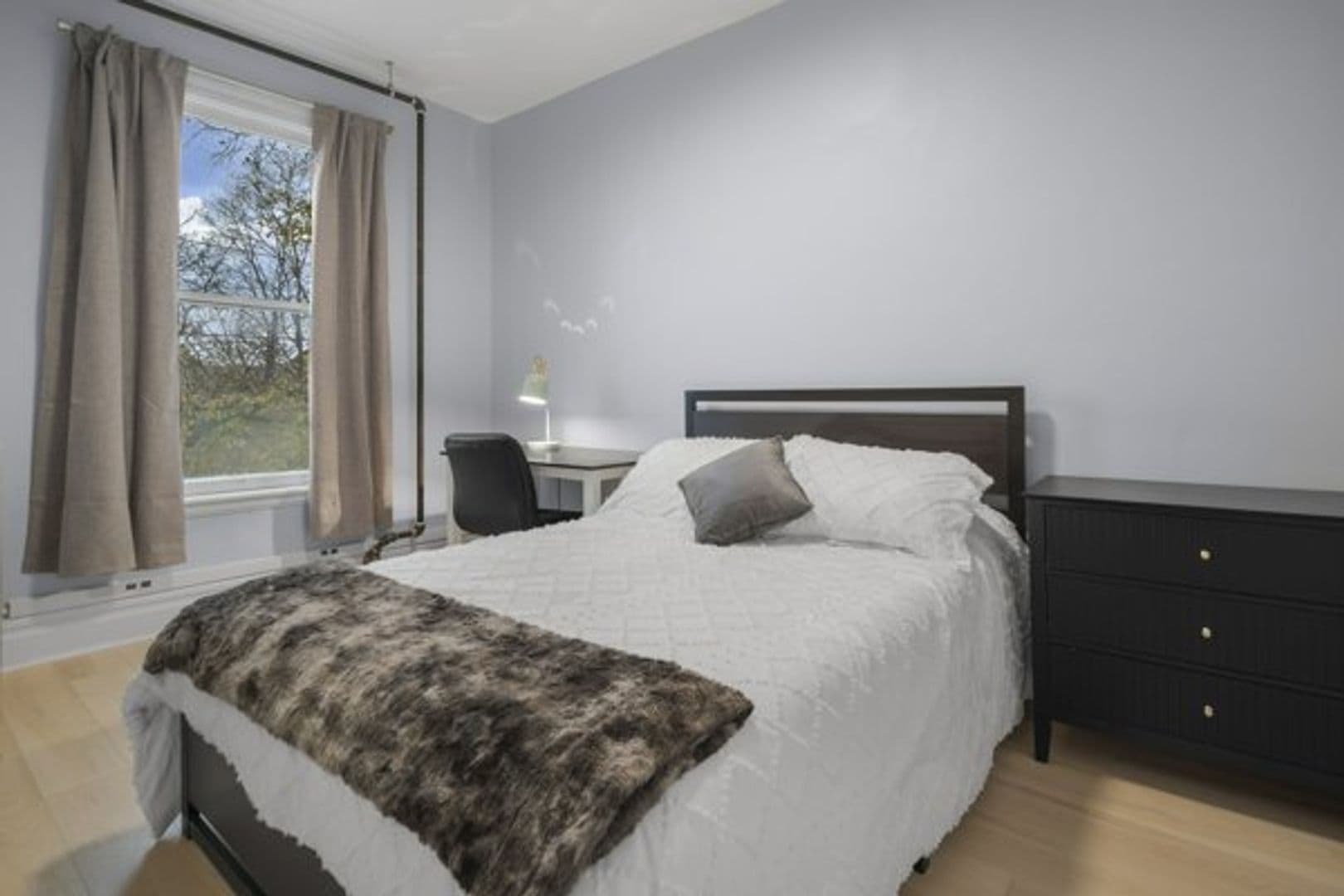 Ithaca Apartment: 702 E State St