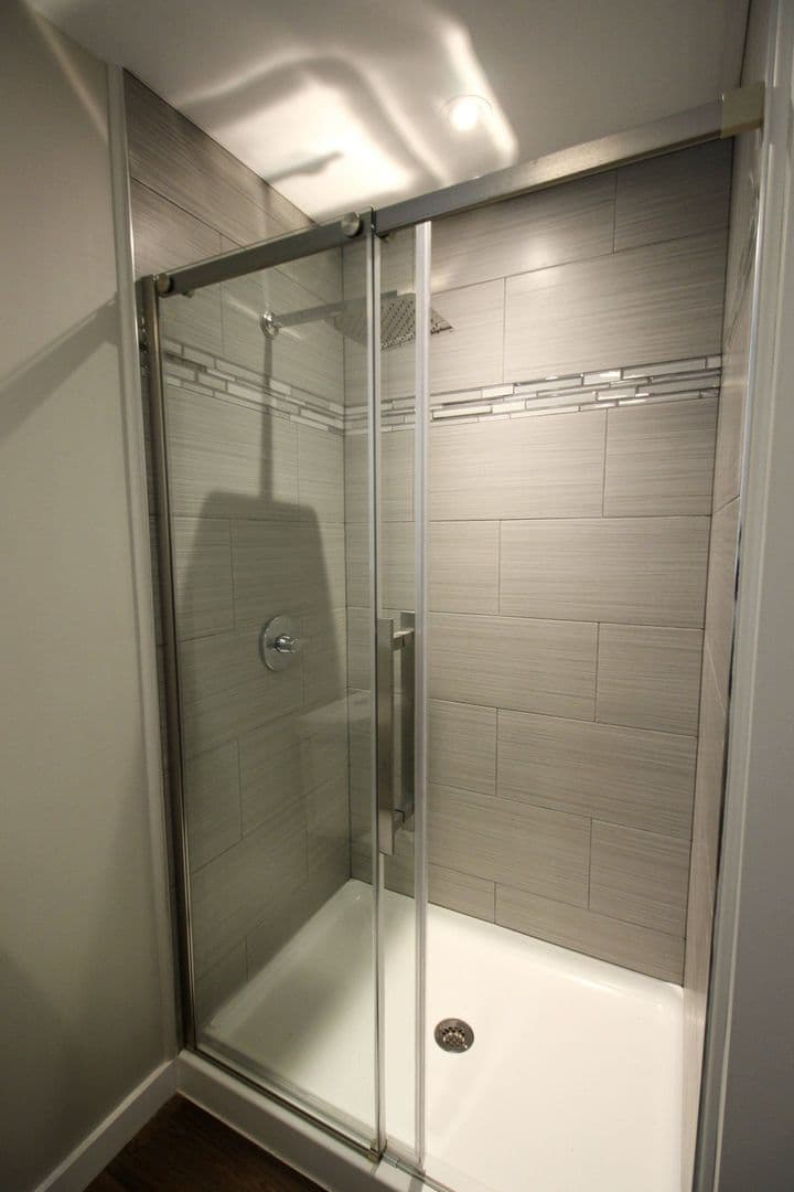 Ithaca Apartment: 522 Stewart Ave