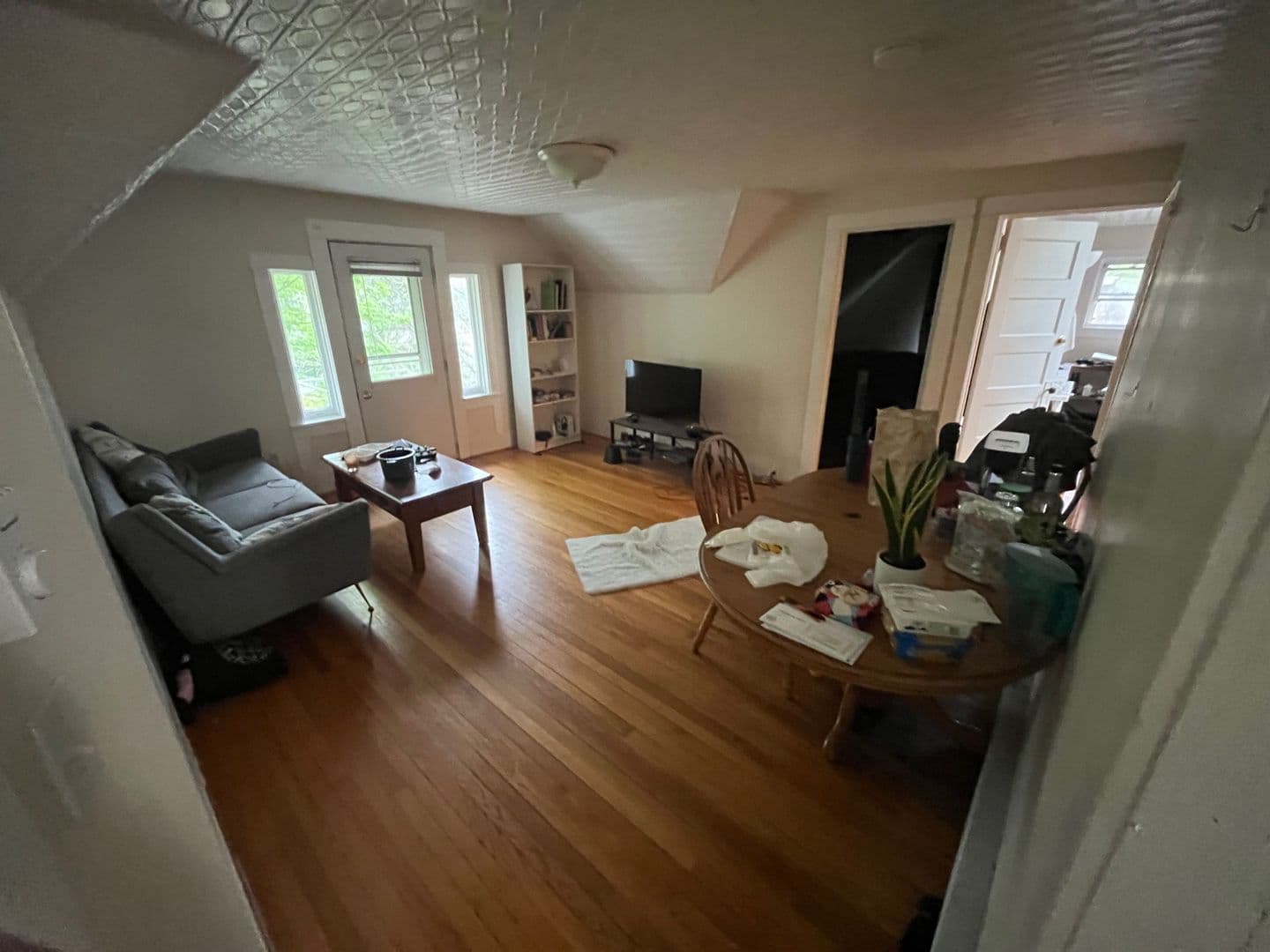 Ithaca Apartment: 414 E Marshall St