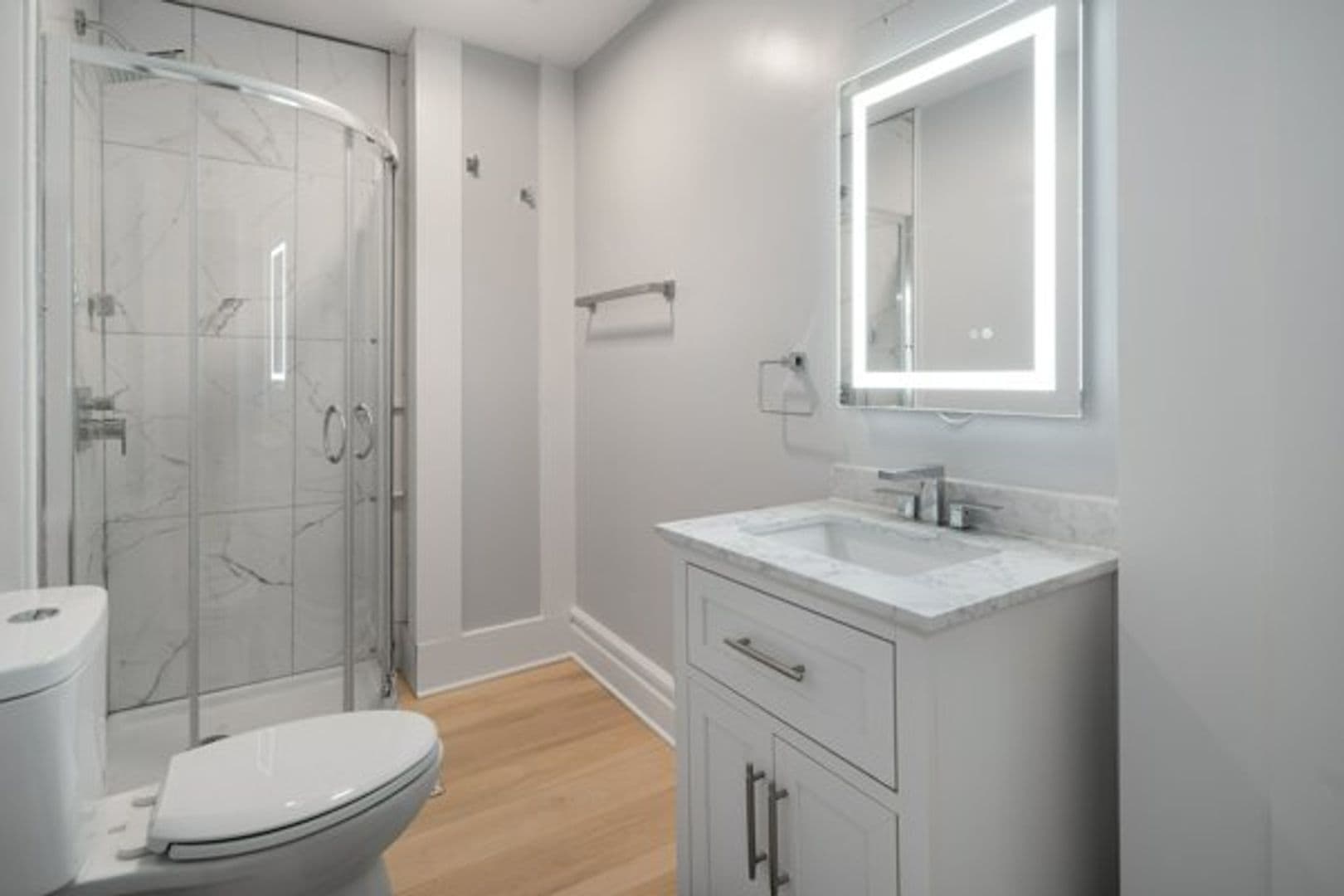 Ithaca Apartment: 702 E State St