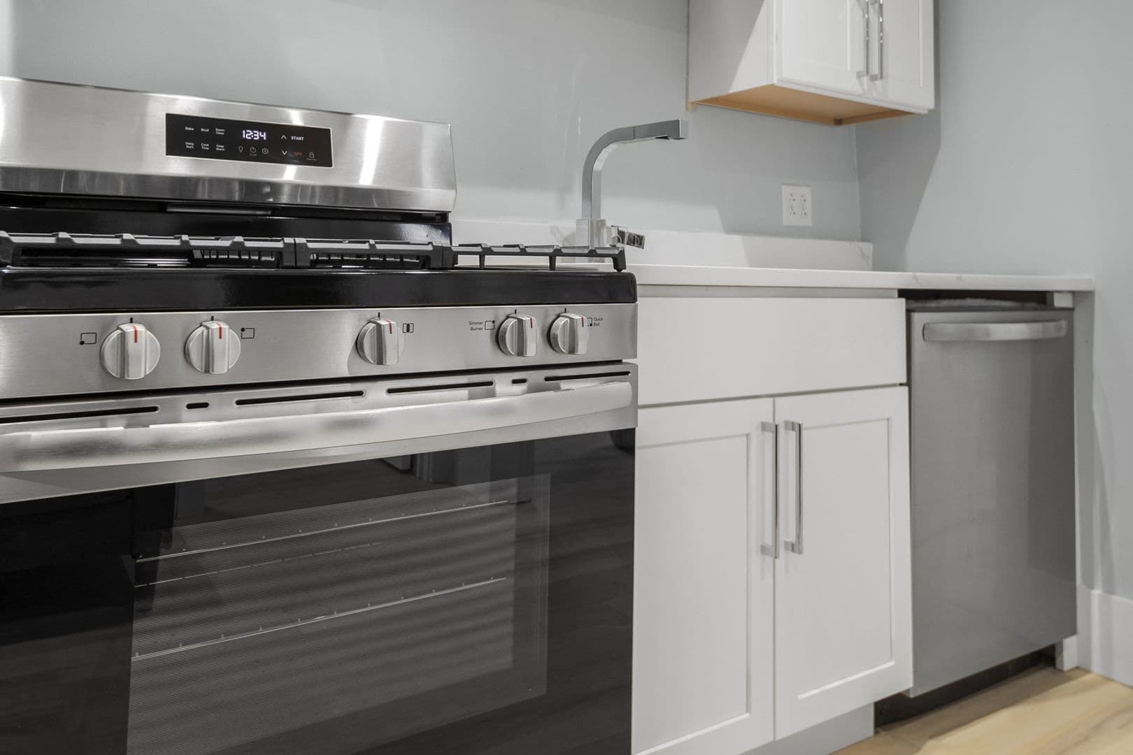 Ithaca Apartment: 504 Stewart Ave