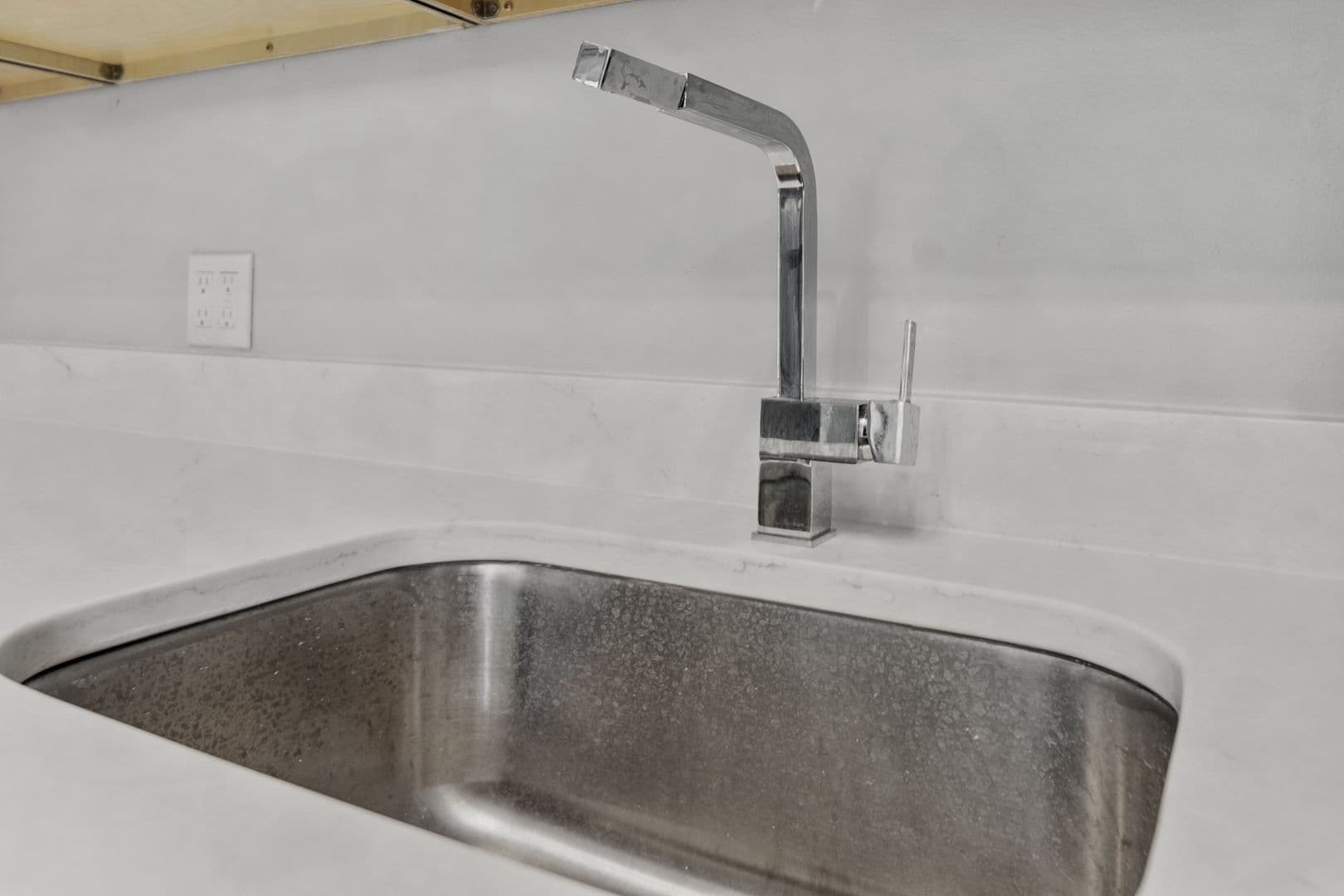 Ithaca Apartment: 601 E State St