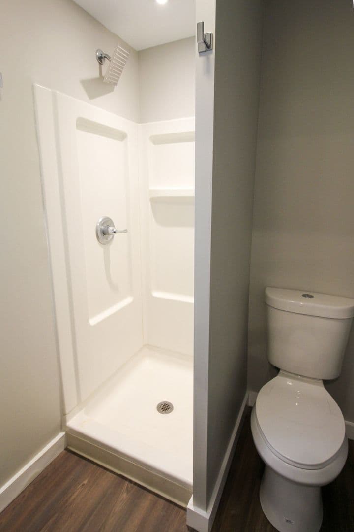Ithaca Apartment: 522 Stewart Ave
