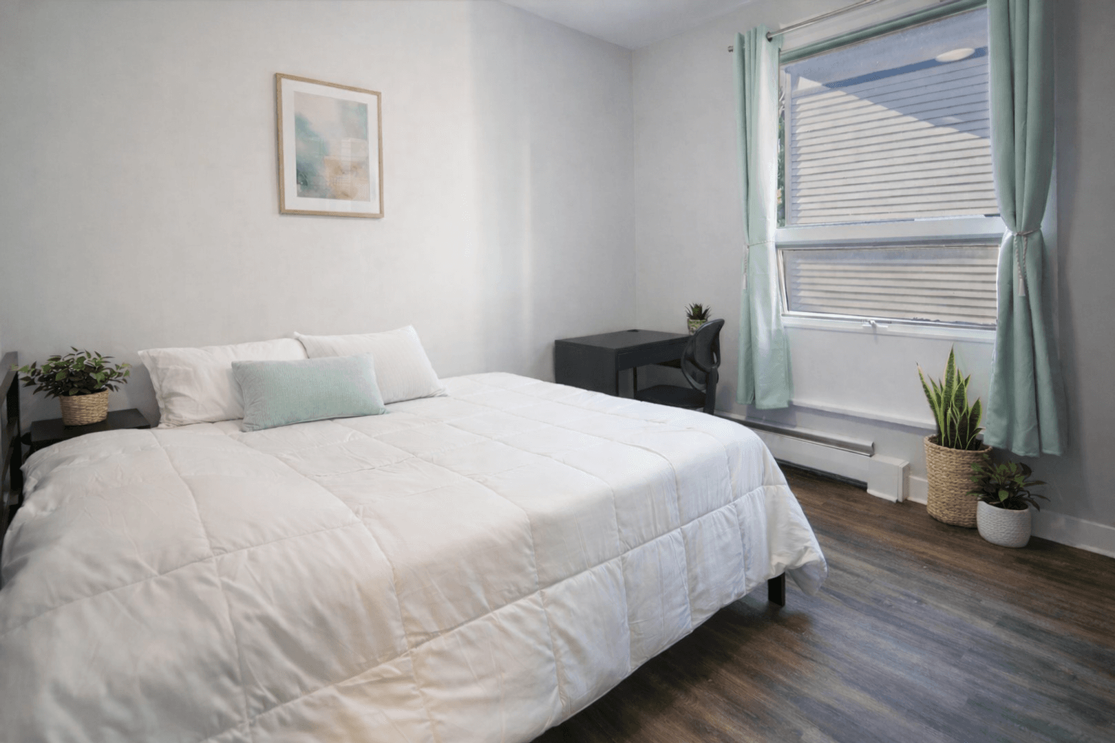 Ithaca Apartment: 404-406 University Ave