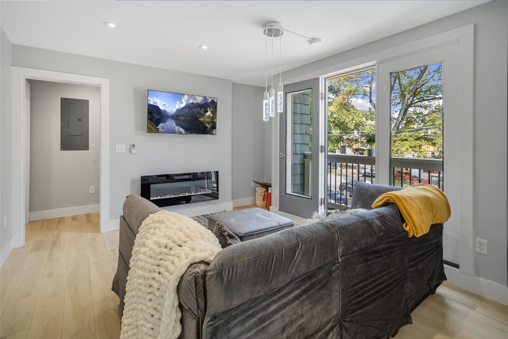 Ithaca Apartment: 200 Highland Ave