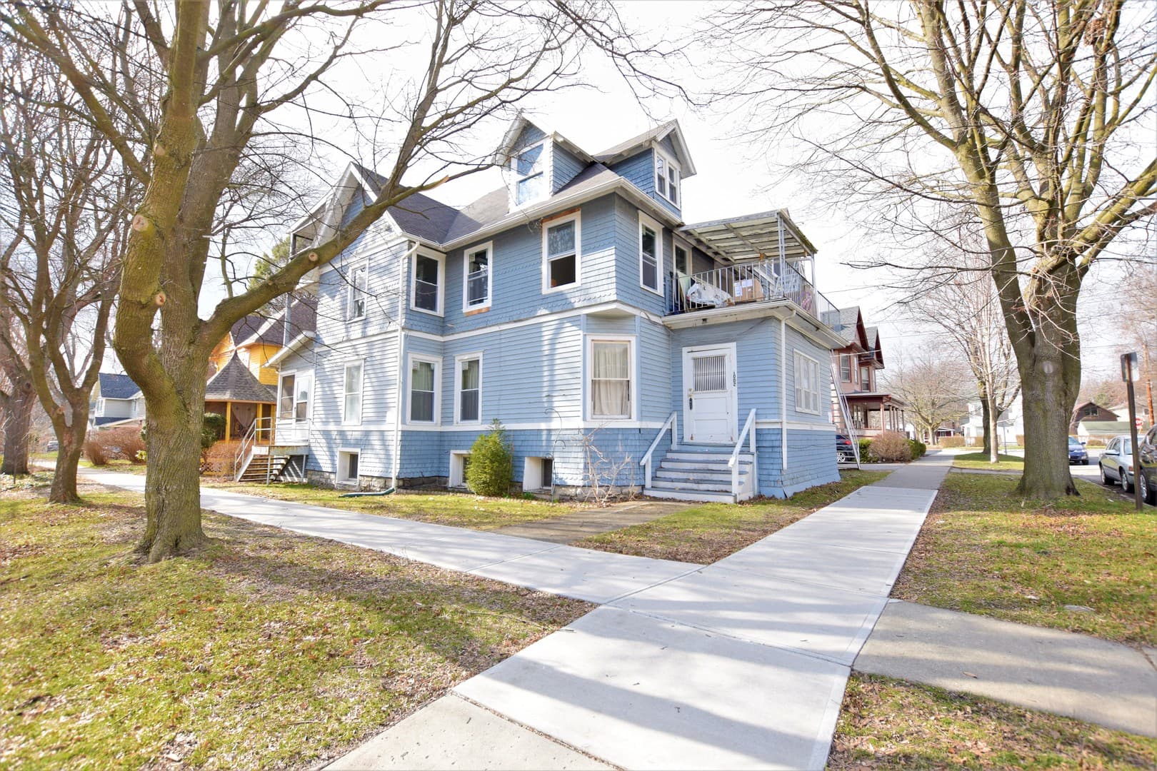 Ithaca Apartment: 1002 N. Aurora St.