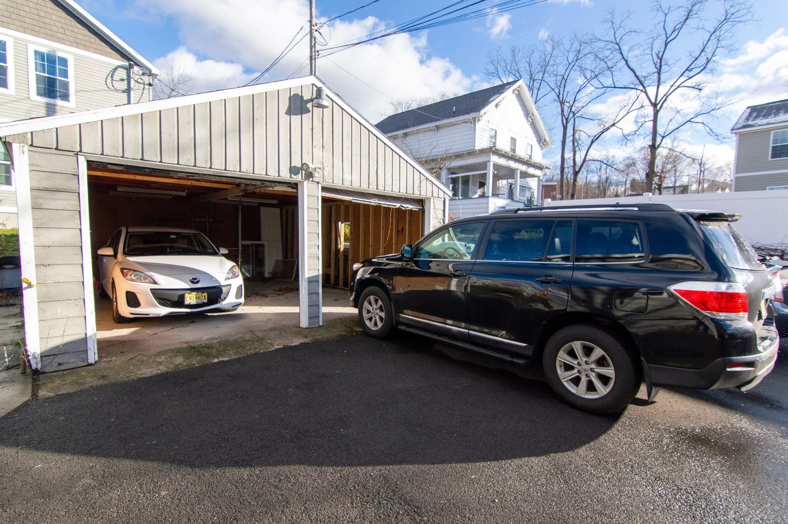 Ithaca Apartment: 605 S Aurora St