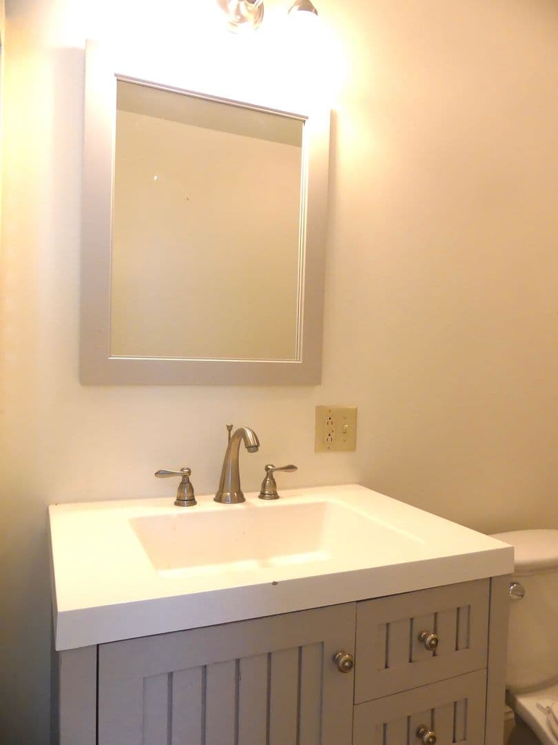 Ithaca Apartment: 232 S Geneva St