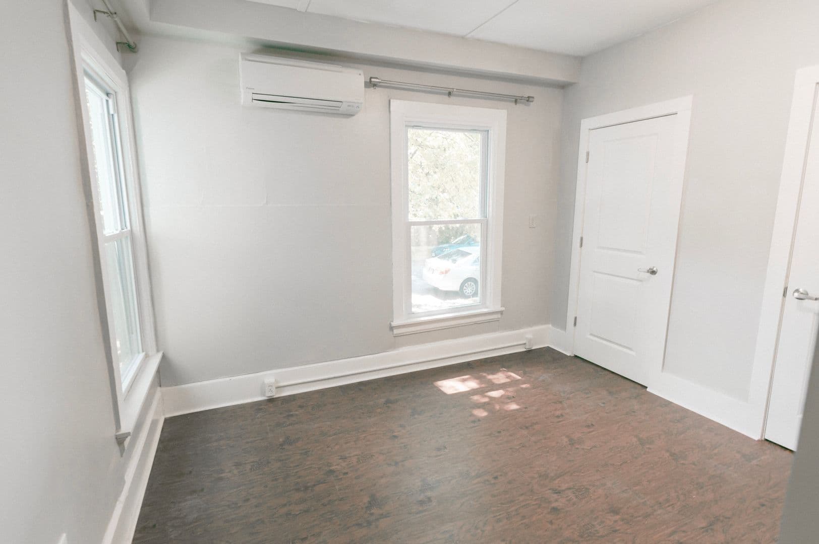 Ithaca Apartment: 1002 N. Aurora St.