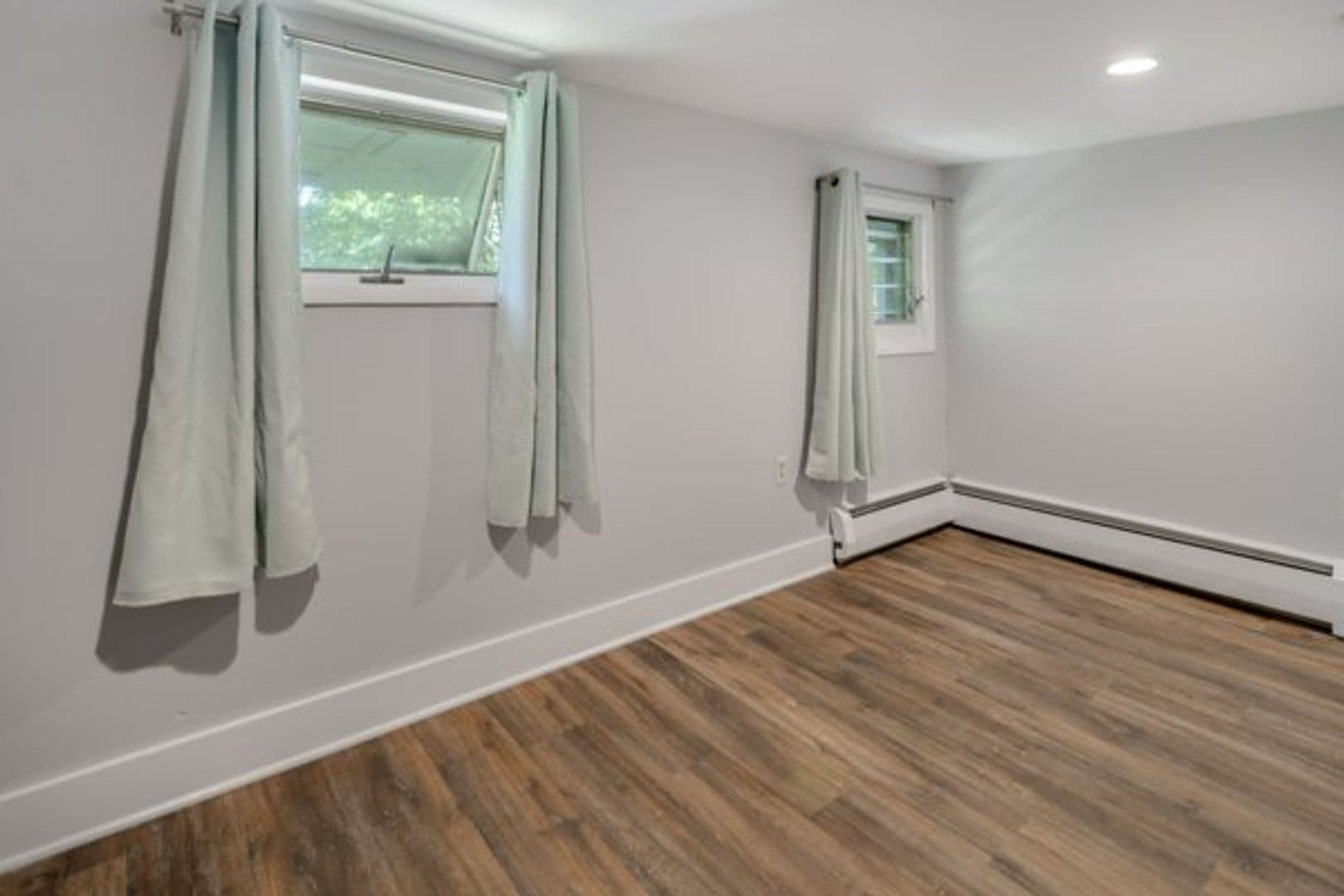 Ithaca Apartment: 404-406 University Ave