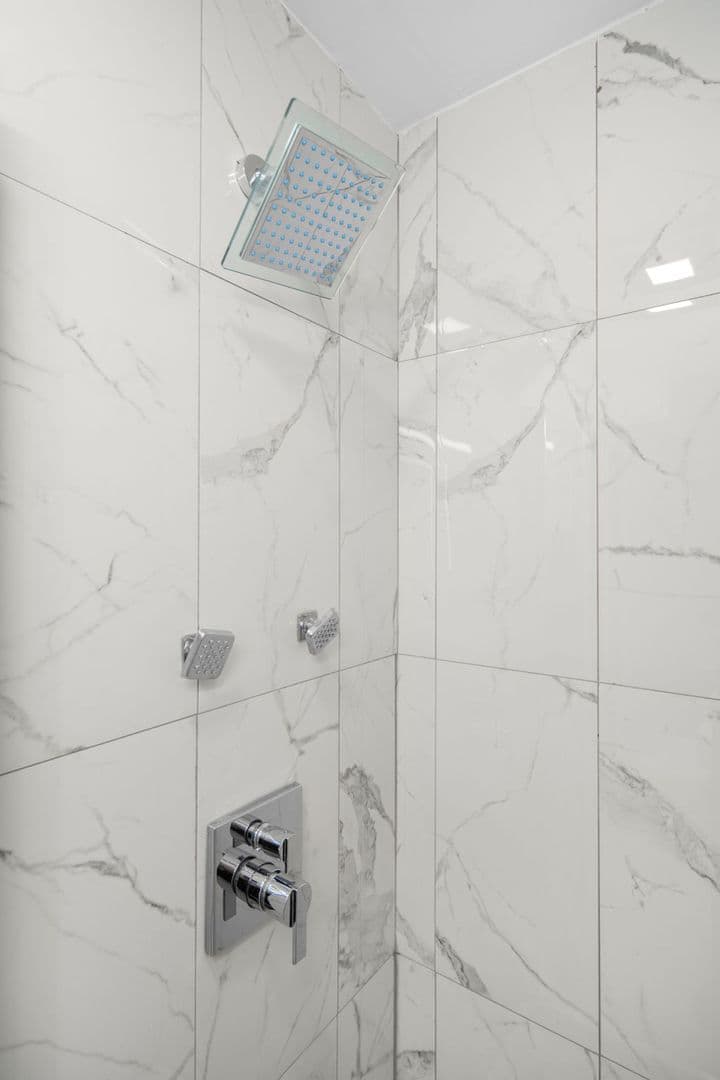 Ithaca Apartment: 104 Harvard Pl