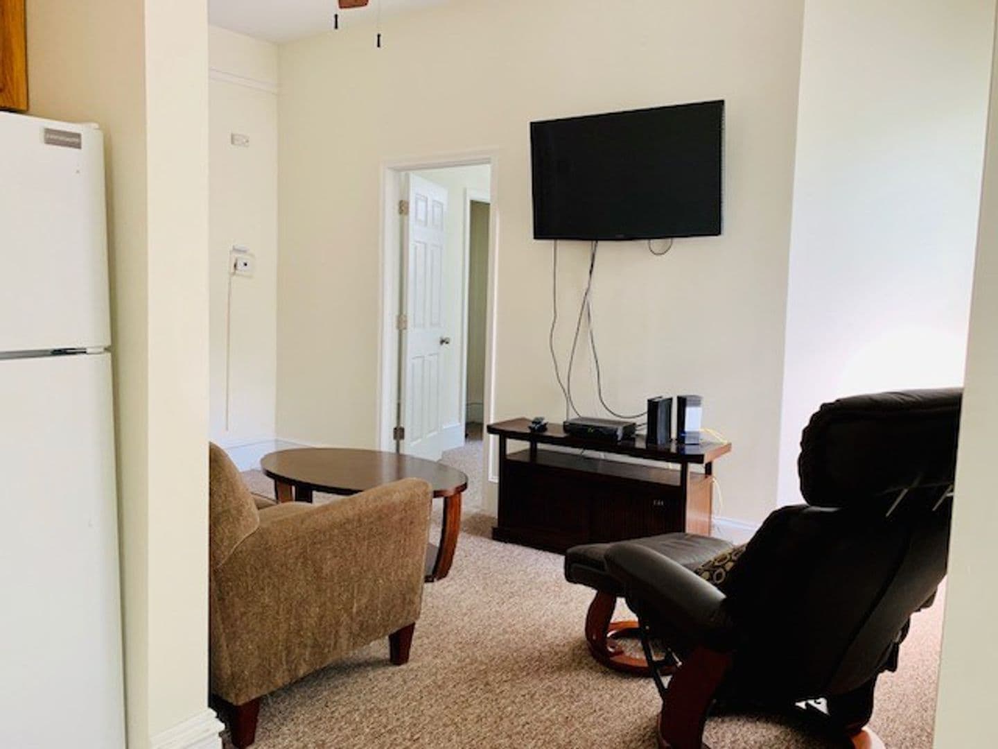 Ithaca Apartment: 232 S Geneva St