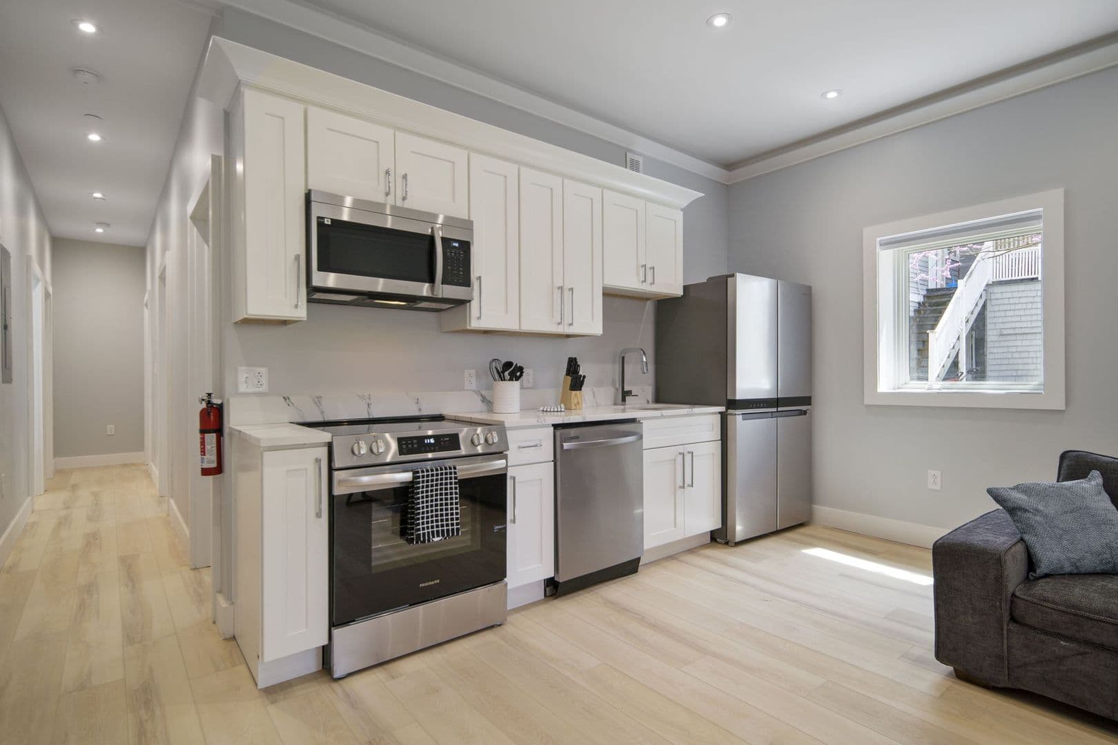 Ithaca Apartment: 601 E State St