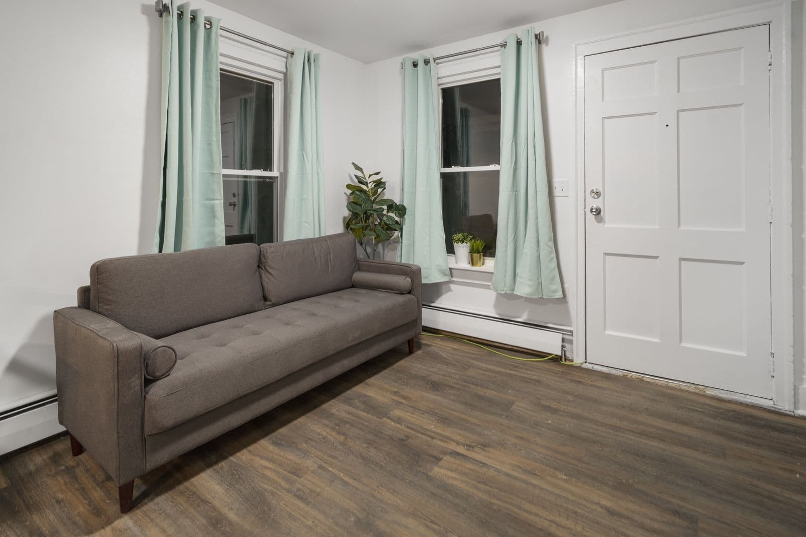 Ithaca Apartment: 518 Linn St