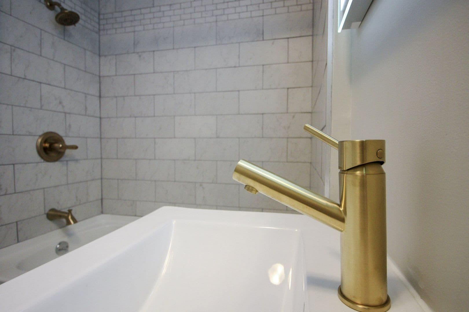 Ithaca Apartment: 230 Bryant Ave