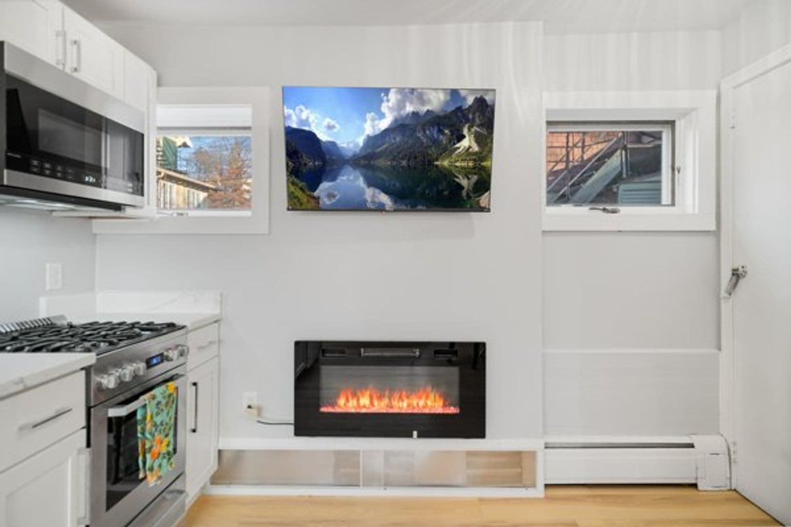 Ithaca Apartment: 504 Stewart Ave