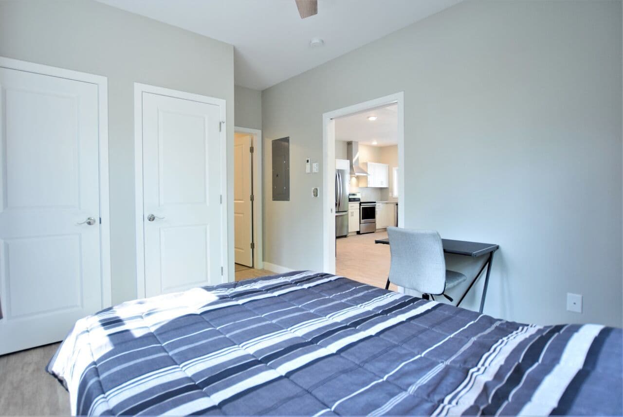 Ithaca Apartment: 217 Columbia St.