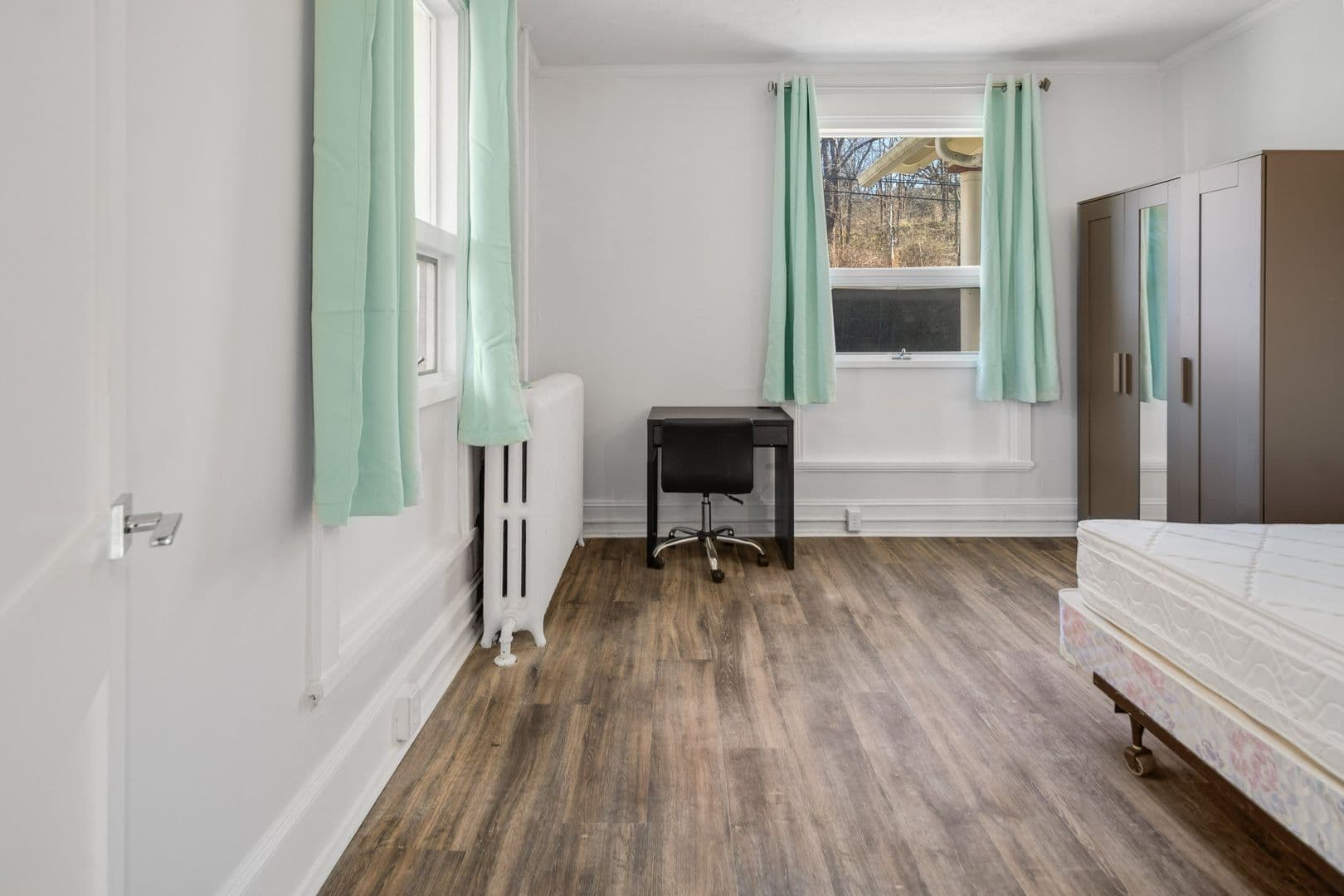 Ithaca Apartment: 404-406 University Ave