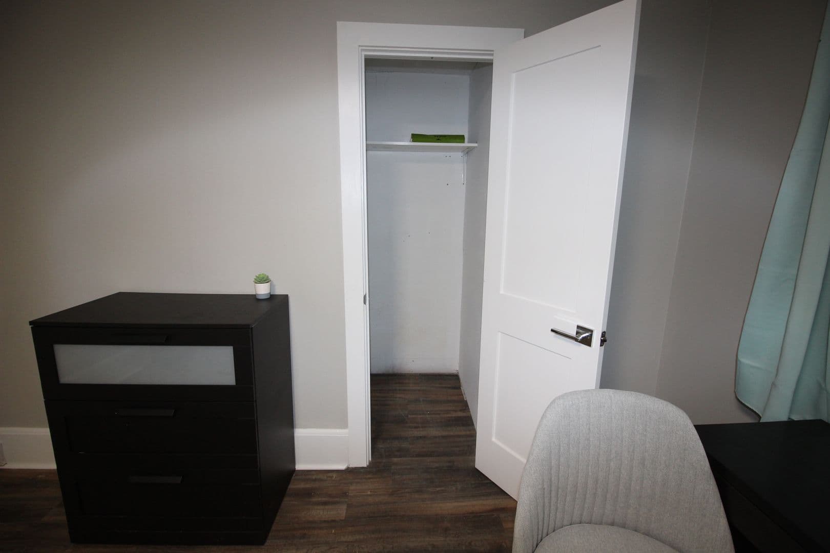 Ithaca Apartment: 613 E State St