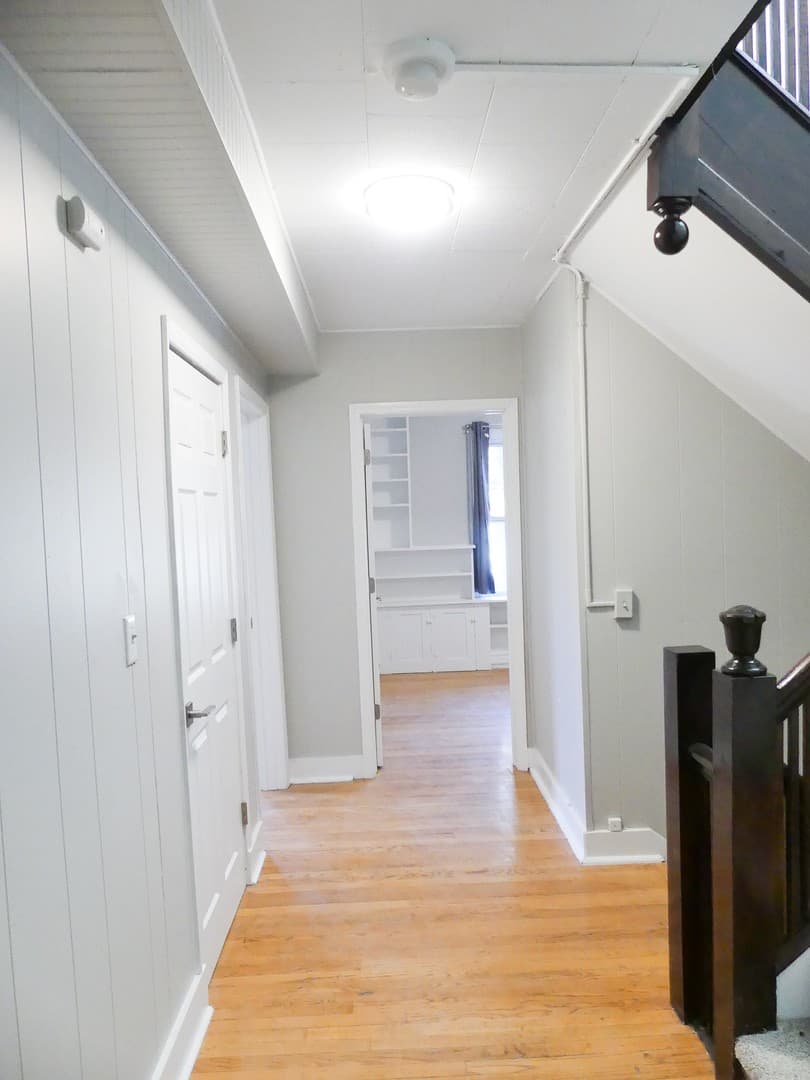 Ithaca Apartment: 313 Farm St.