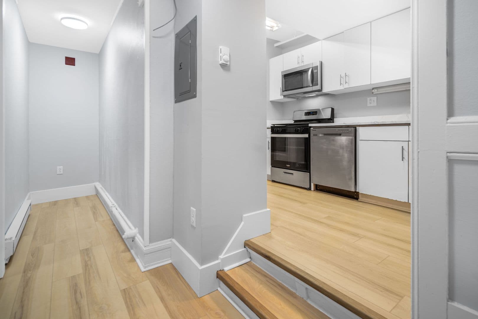 Ithaca Apartment: 504 Stewart Ave