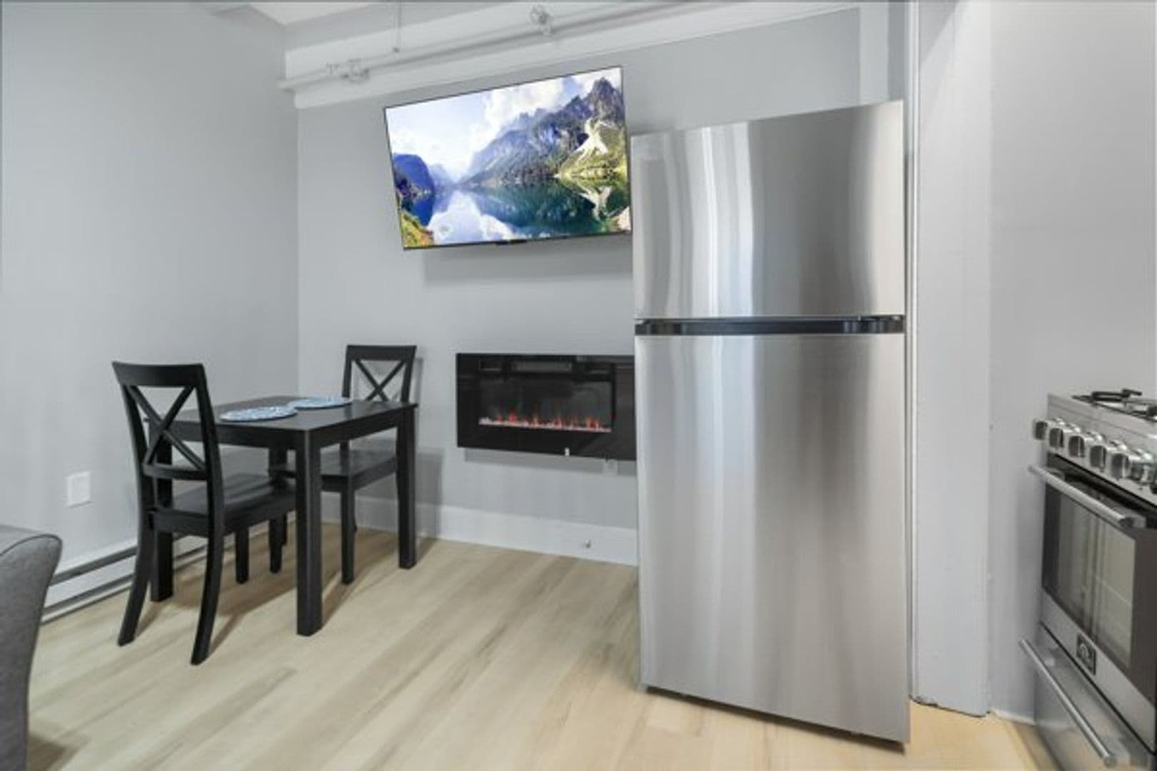 Ithaca Apartment: 504 Stewart Ave