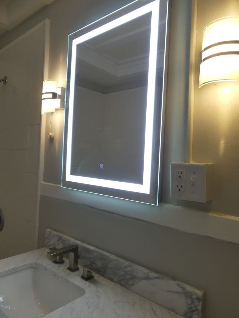 Ithaca Apartment: 609 E State St