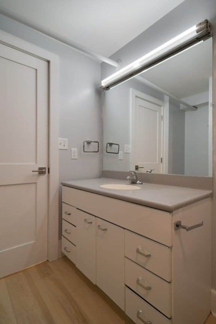 Ithaca Apartment: 504 Stewart Ave