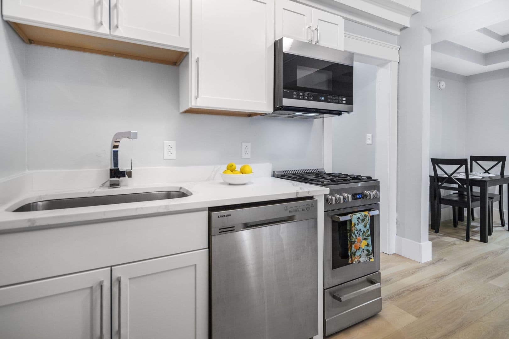 Ithaca Apartment: 104 Harvard Pl