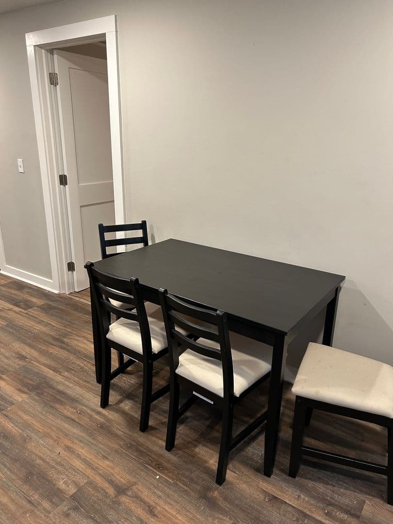 Ithaca Apartment: 613 E State St