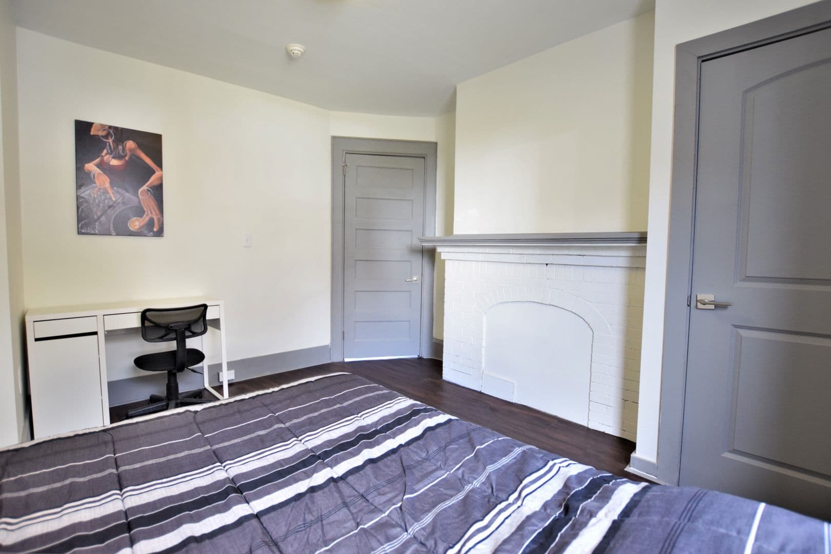 Ithaca Apartment: 306 Bryant Ave