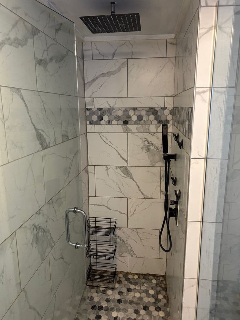 Ithaca Apartment: 613 E State St