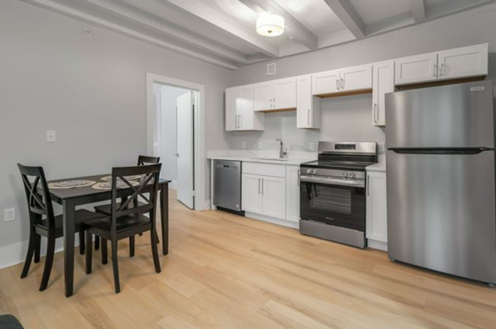 Ithaca Apartment: 210 Delaware Ave