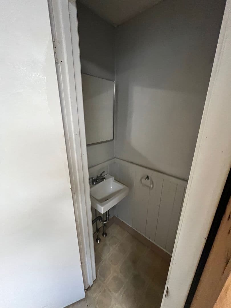 Ithaca Apartment: 414 E Marshall St