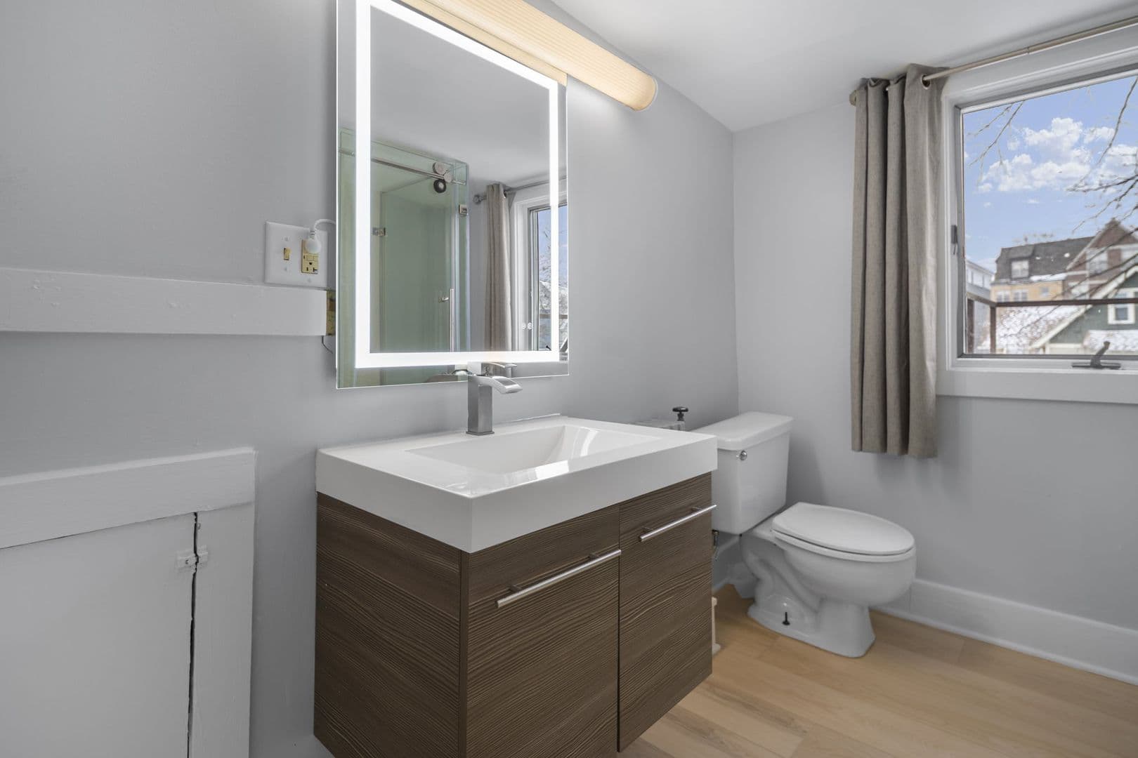 Ithaca Apartment: 104 Harvard Pl