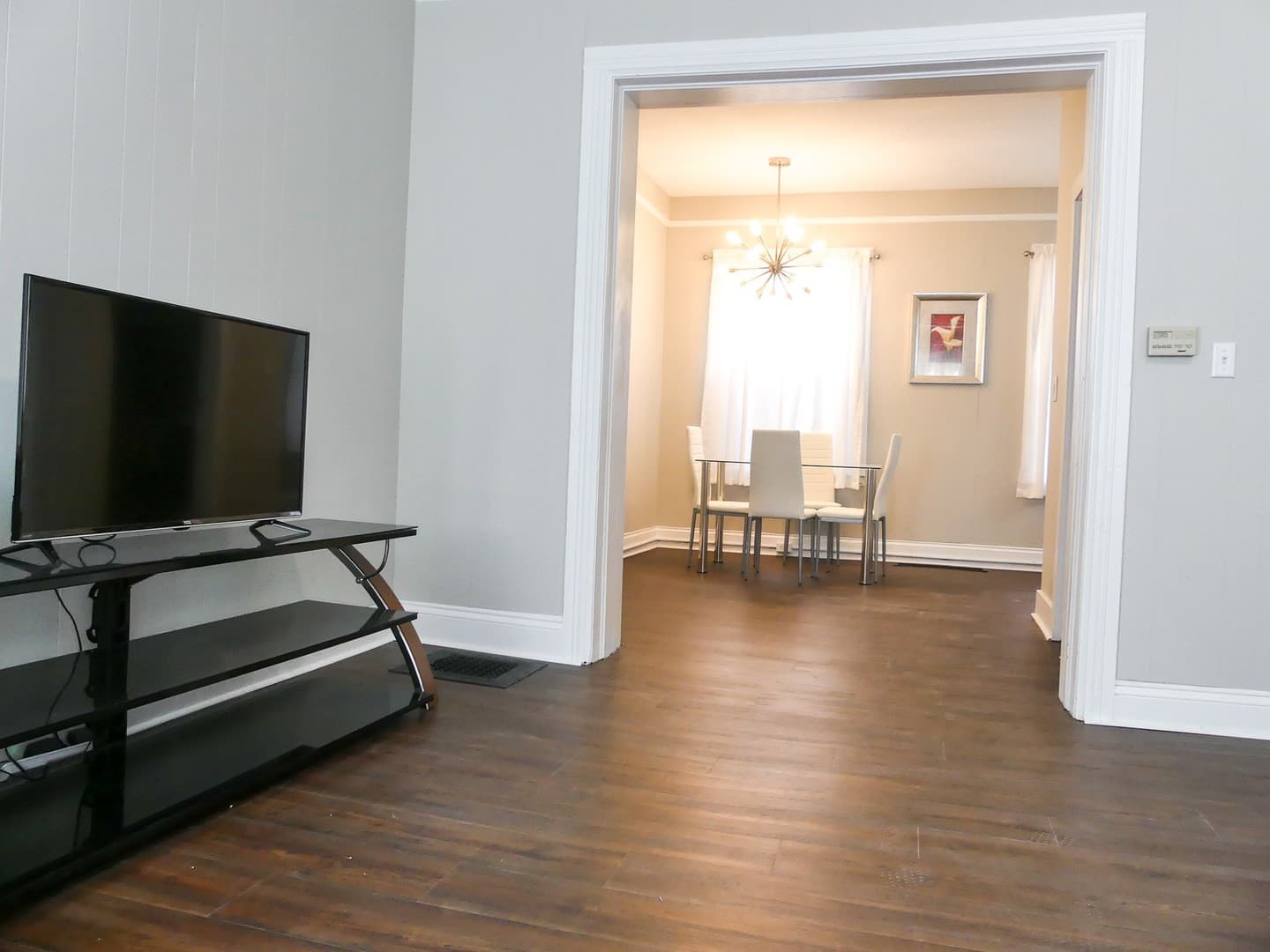 Ithaca Apartment: 144 Linn St.