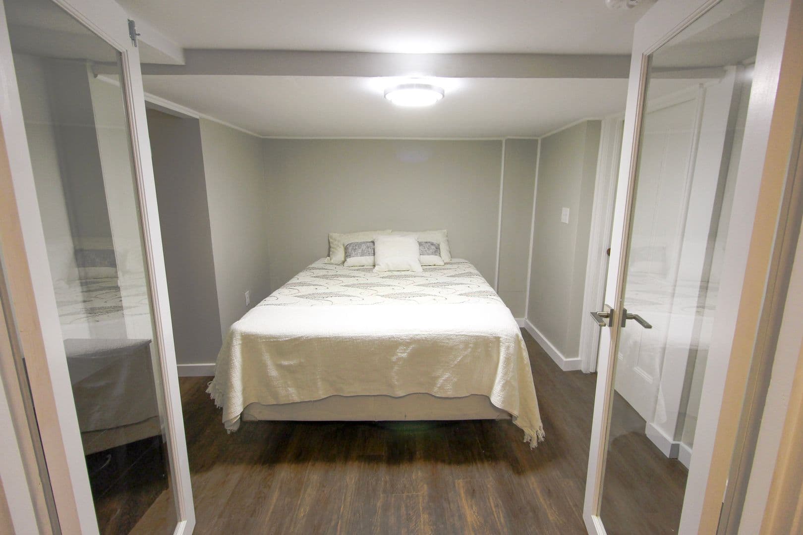 Ithaca Apartment: 230 Bryant Ave