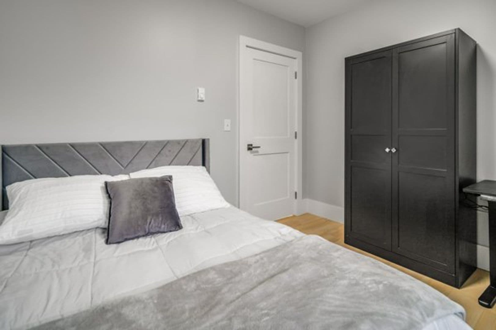 Ithaca Apartment: 504 Stewart Ave