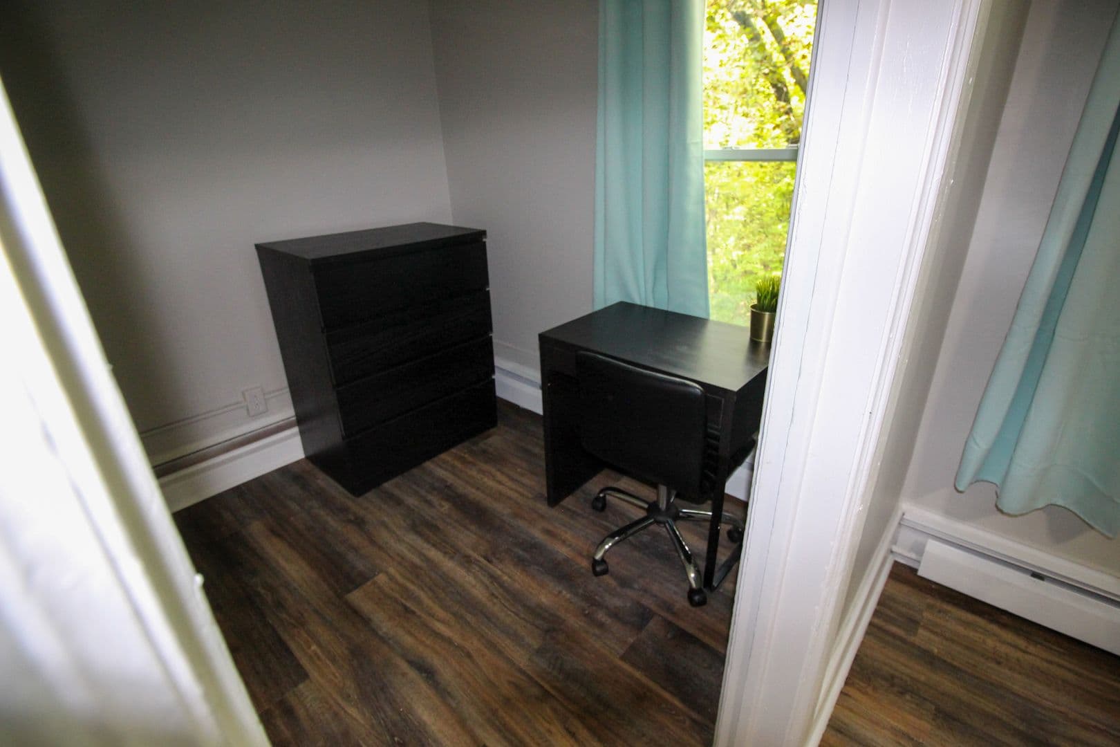 Ithaca Apartment: 522 Stewart Ave