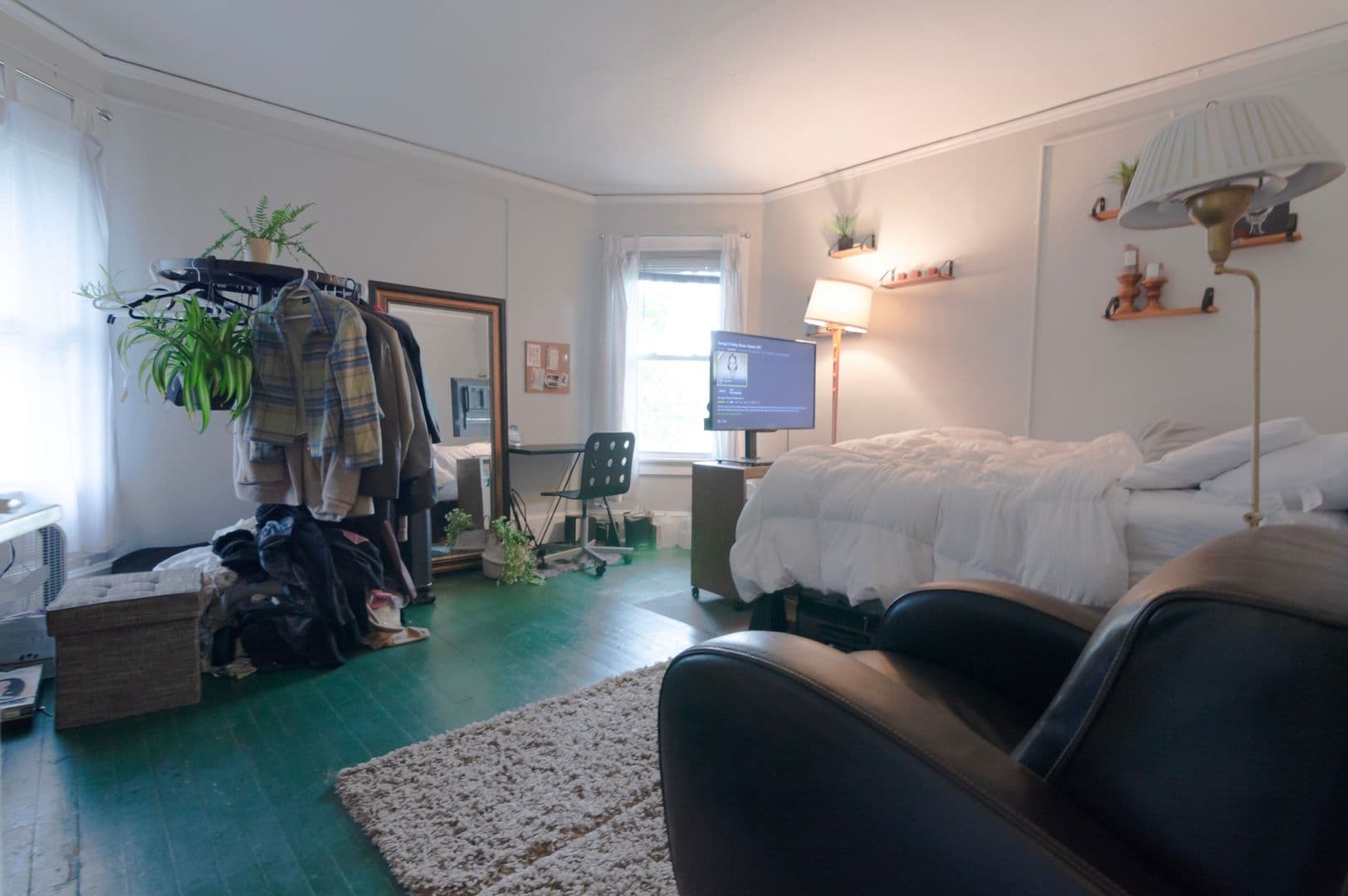 Ithaca Apartment: 609 E State St