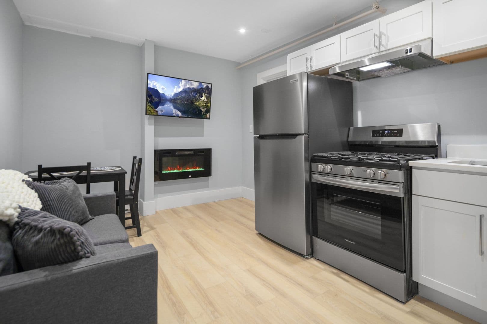 Ithaca Apartment: 504 Stewart Ave