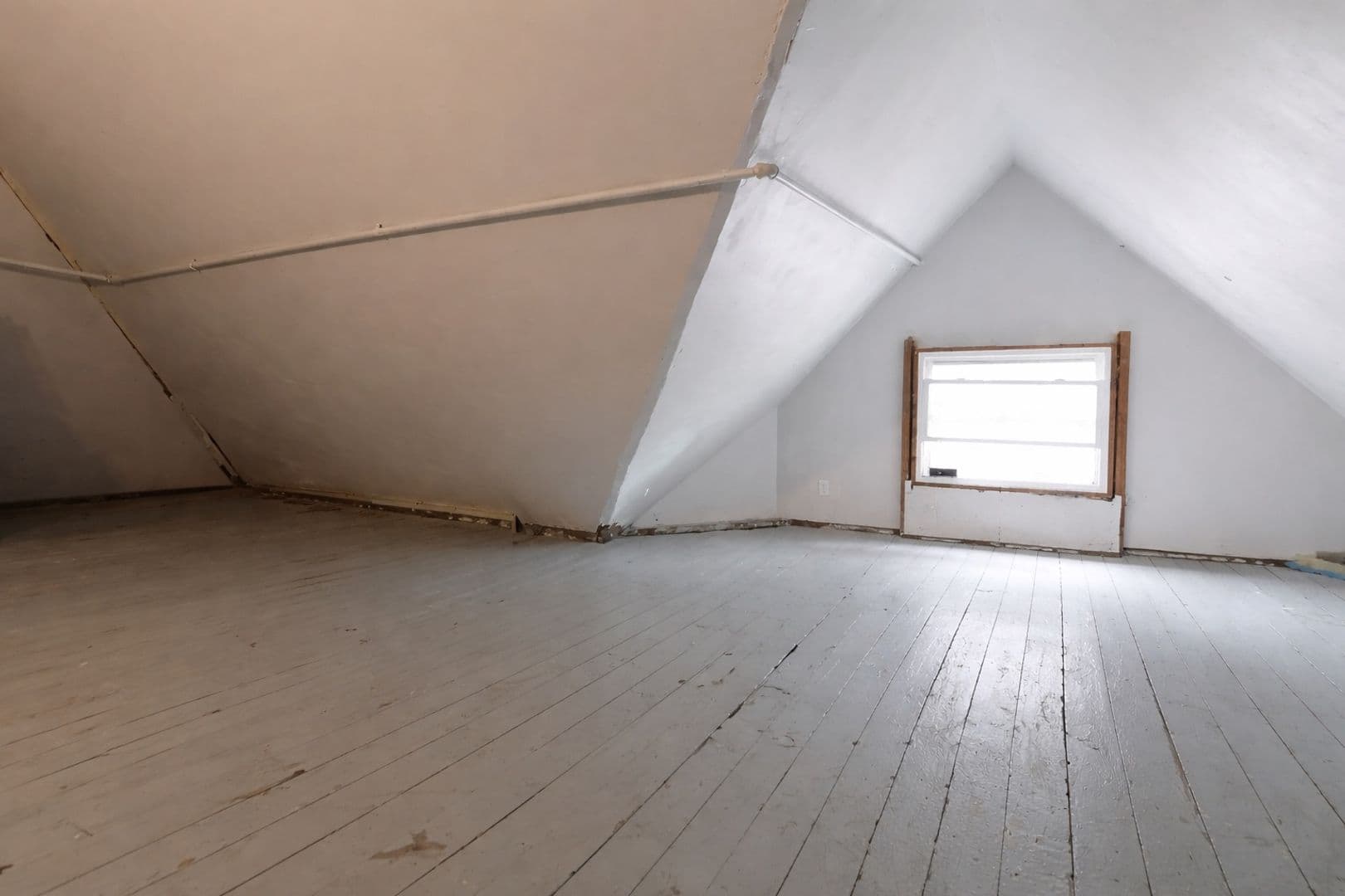 Ithaca Apartment: 609 E State St