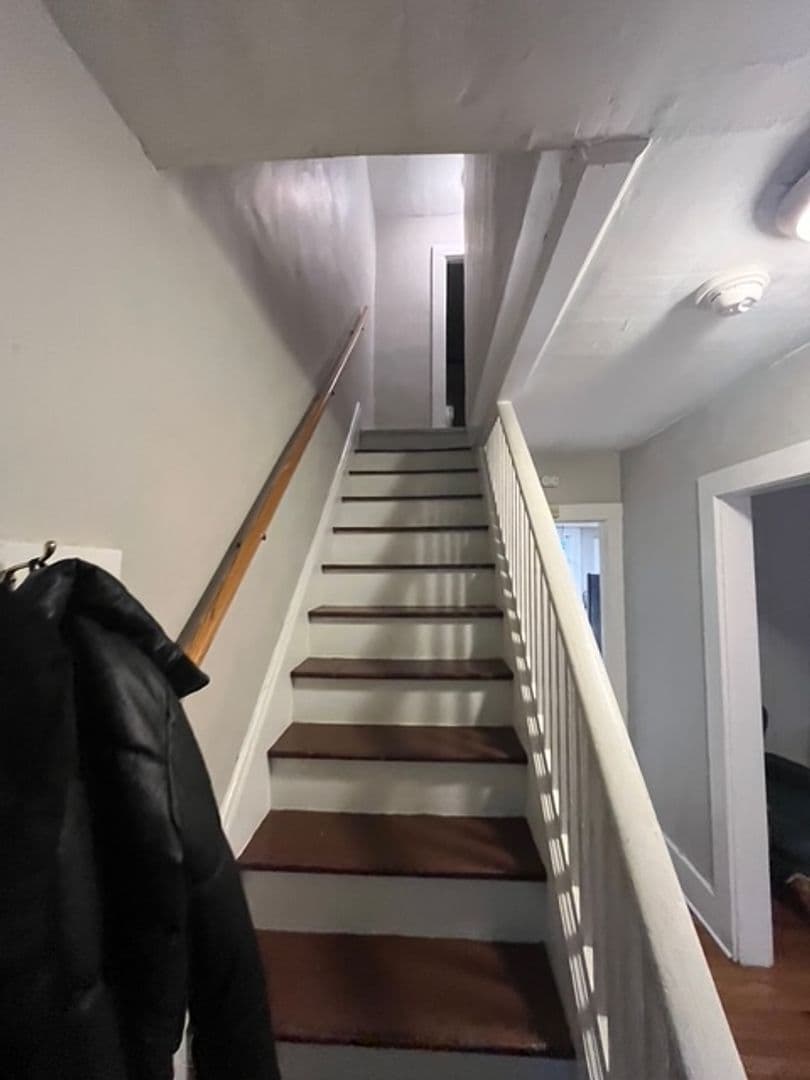 Ithaca Apartment: 414 E Marshall St